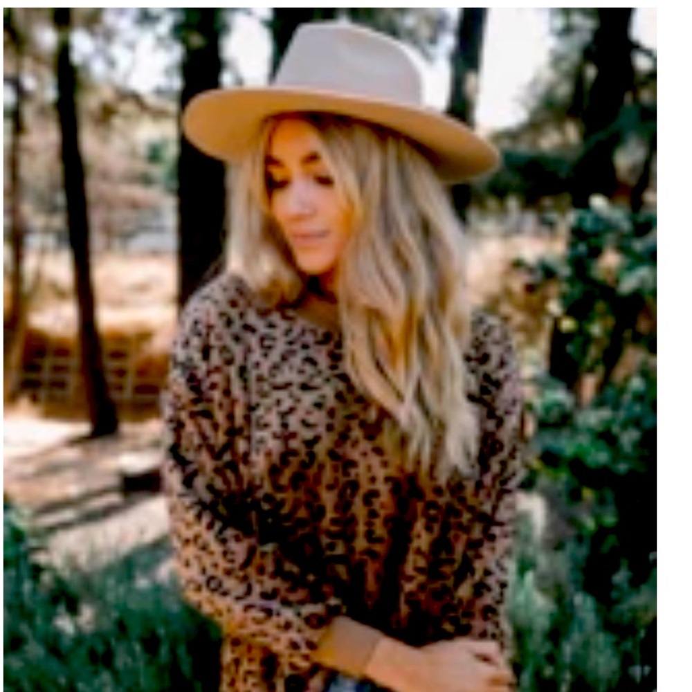 NEW/Leopard Print Drop Shoulder Pullover